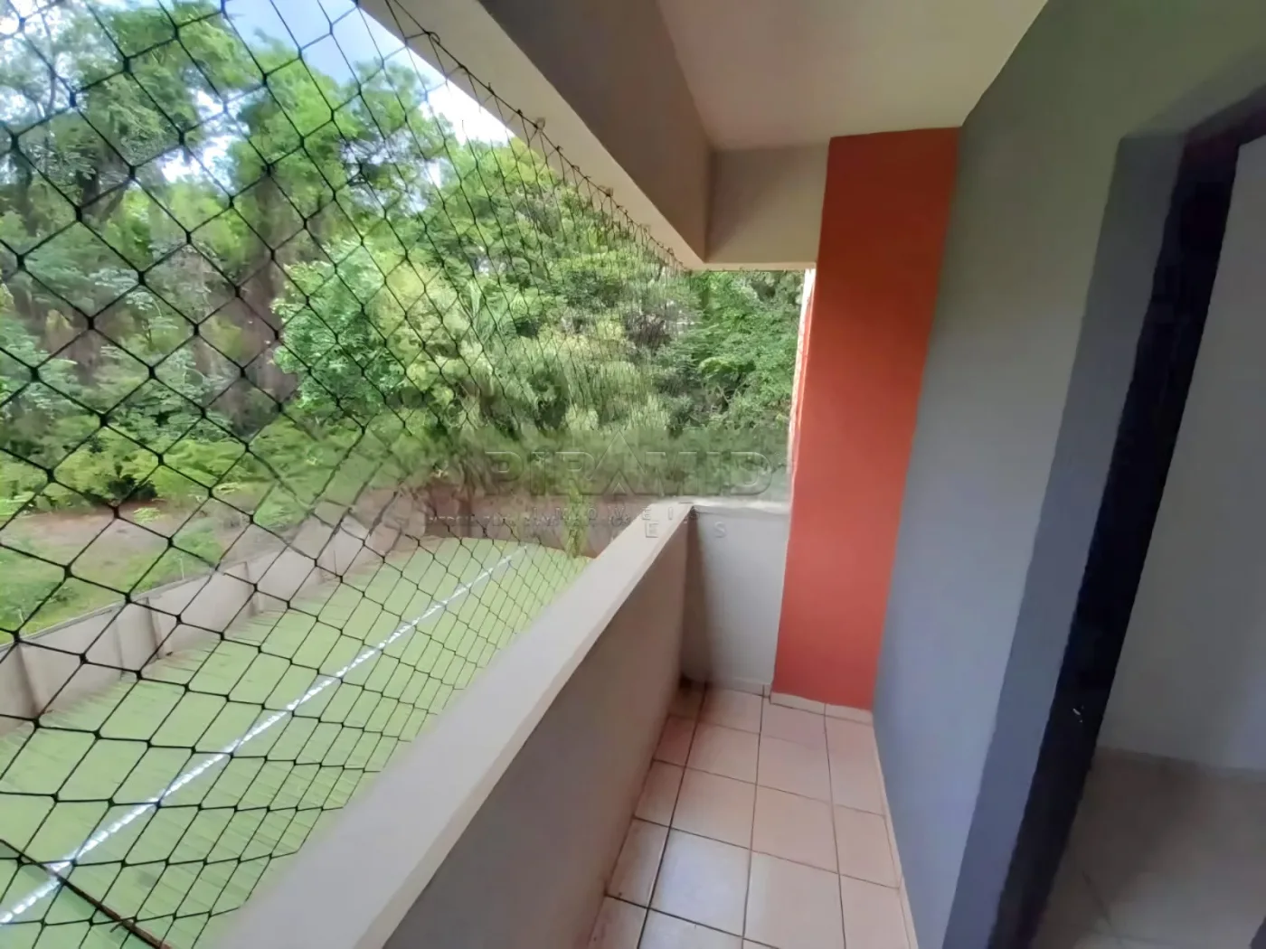 Alugar Apartamento / Padr&atilde;o em Ribeir&atilde;o Preto R$ 1.200,00 - Foto 2