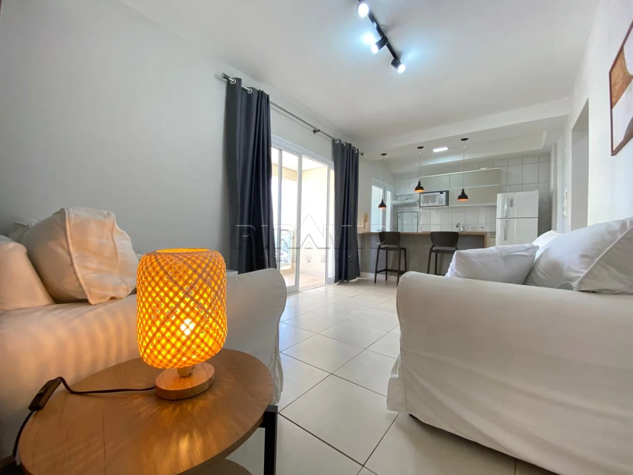 Alugar Apartamento / Padr&atilde;o em Ribeir&atilde;o Preto R$ 2.200,00 - Foto 5