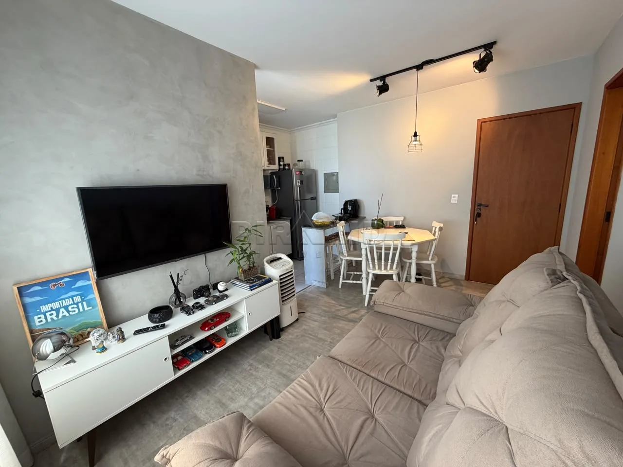 Alugar Apartamento / Padr&atilde;o em Ribeir&atilde;o Preto R$ 550,00 - Foto 1