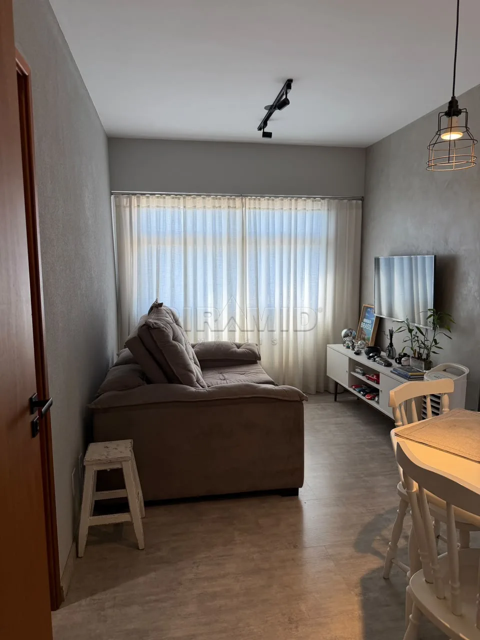 Alugar Apartamento / Padr&atilde;o em Ribeir&atilde;o Preto R$ 550,00 - Foto 4