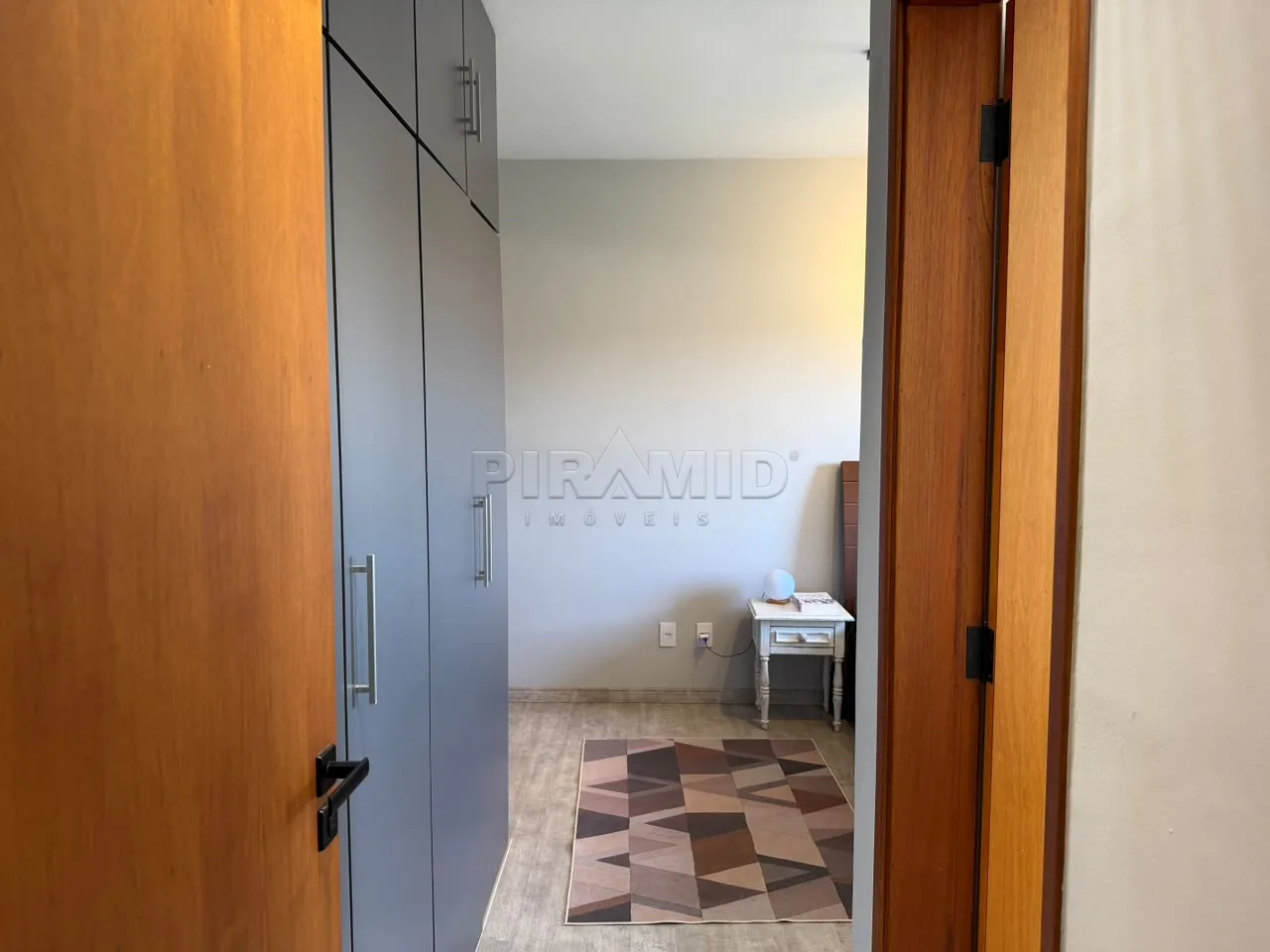 Alugar Apartamento / Padr&atilde;o em Ribeir&atilde;o Preto R$ 550,00 - Foto 12