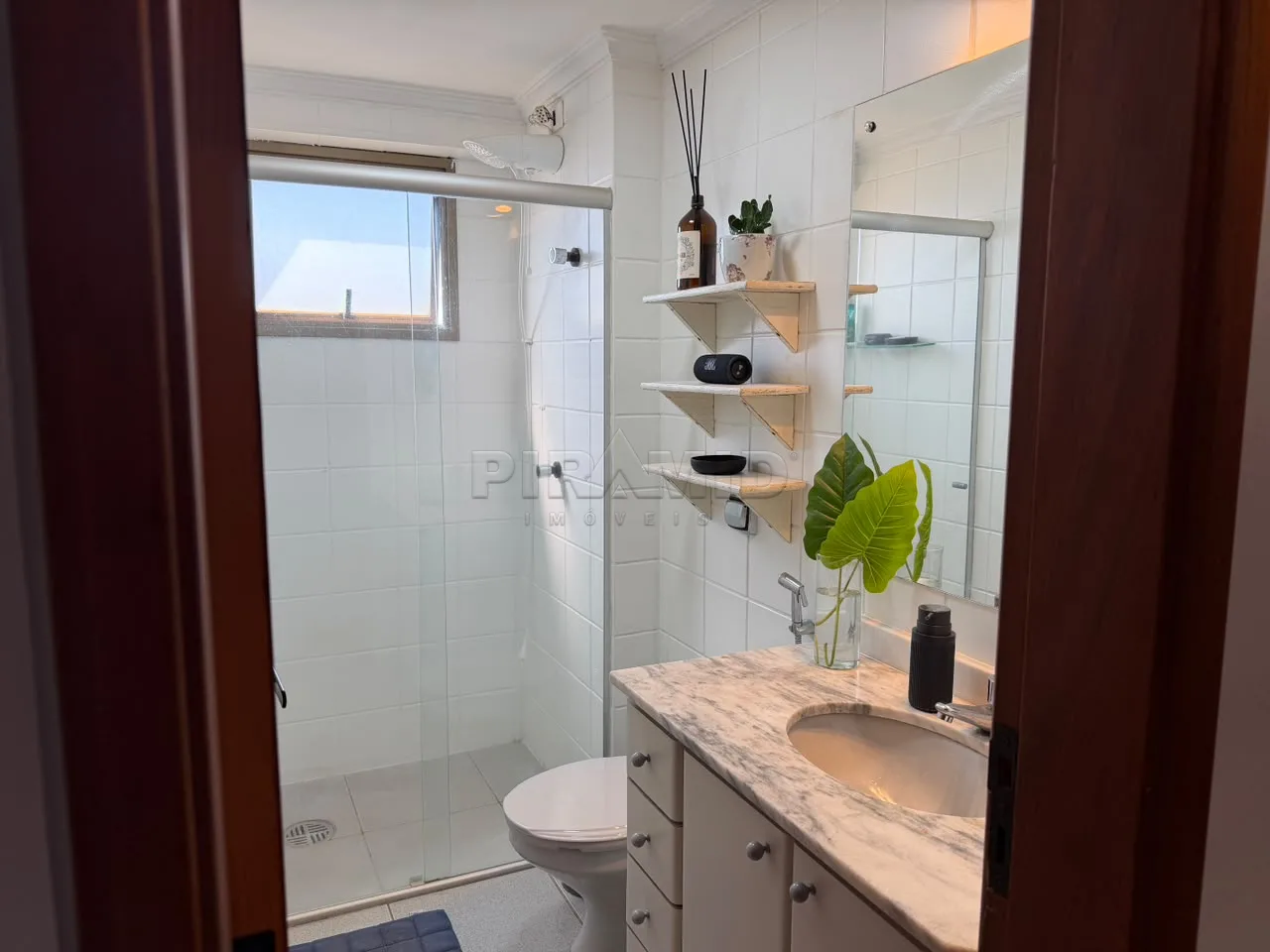Alugar Apartamento / Padr&atilde;o em Ribeir&atilde;o Preto R$ 550,00 - Foto 18