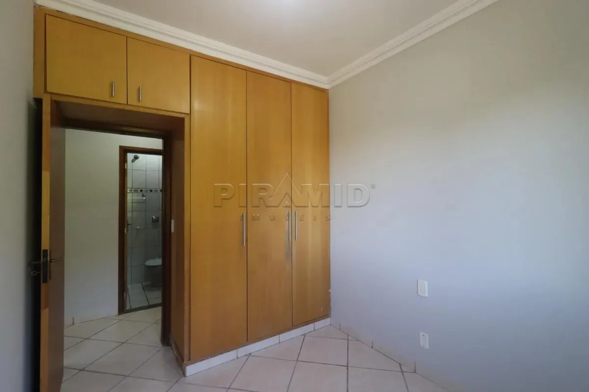 Alugar Apartamento / Padr&atilde;o em Ribeir&atilde;o Preto R$ 2.470,00 - Foto 4