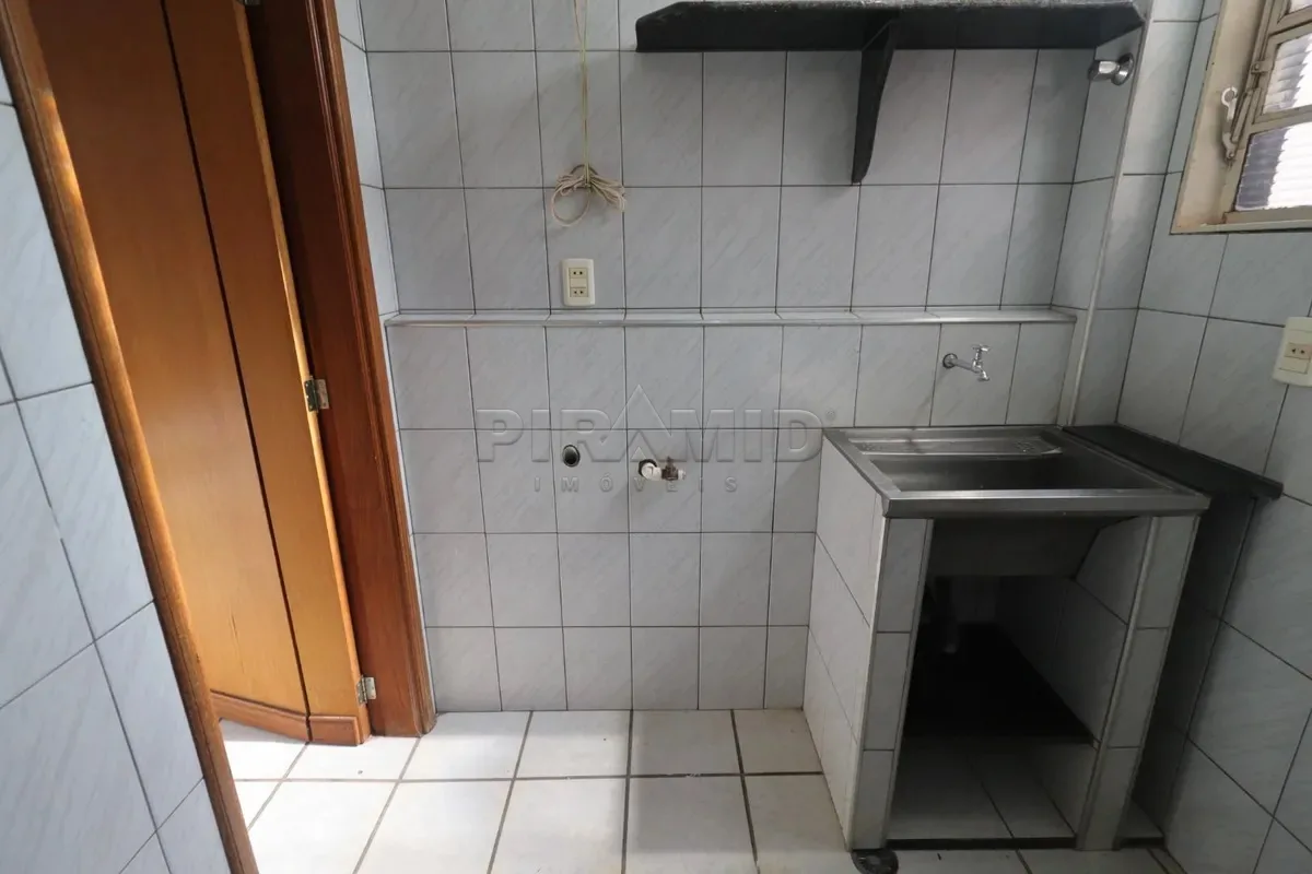 Alugar Apartamento / Padr&atilde;o em Ribeir&atilde;o Preto R$ 2.470,00 - Foto 12