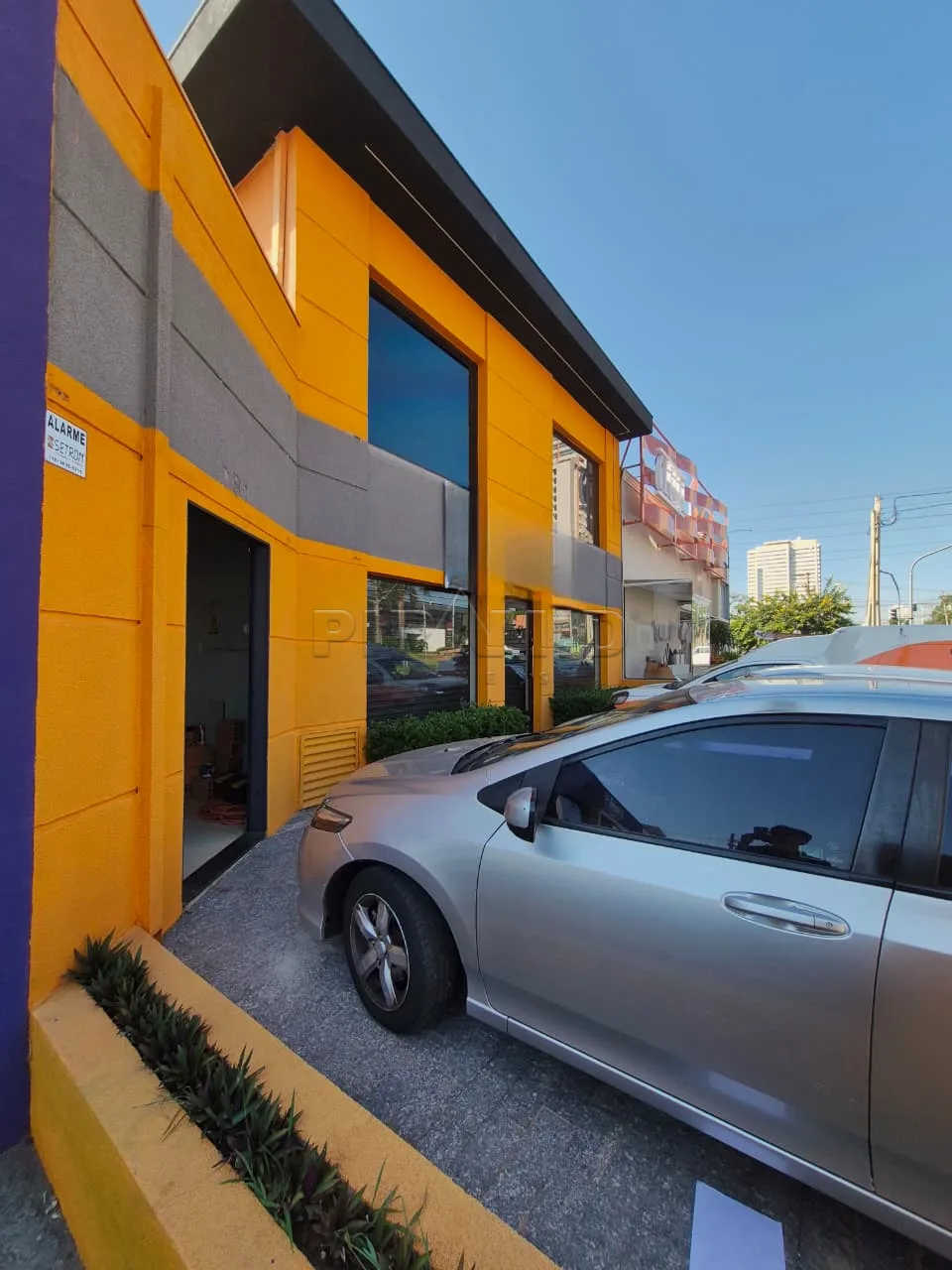 Alugar Comercial / Sal&atilde;o em Ribeir&atilde;o Preto R$ 10.500,00 - Foto 1