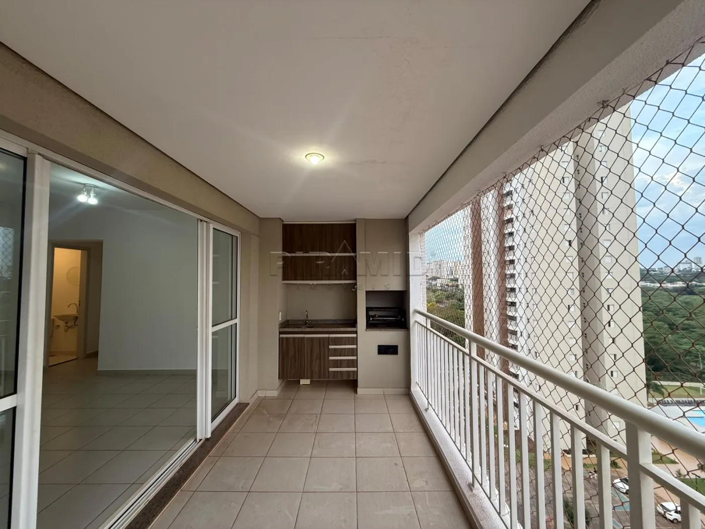 Alugar Apartamento / Padr&atilde;o em Ribeir&atilde;o Preto R$ 3.500,00 - Foto 2