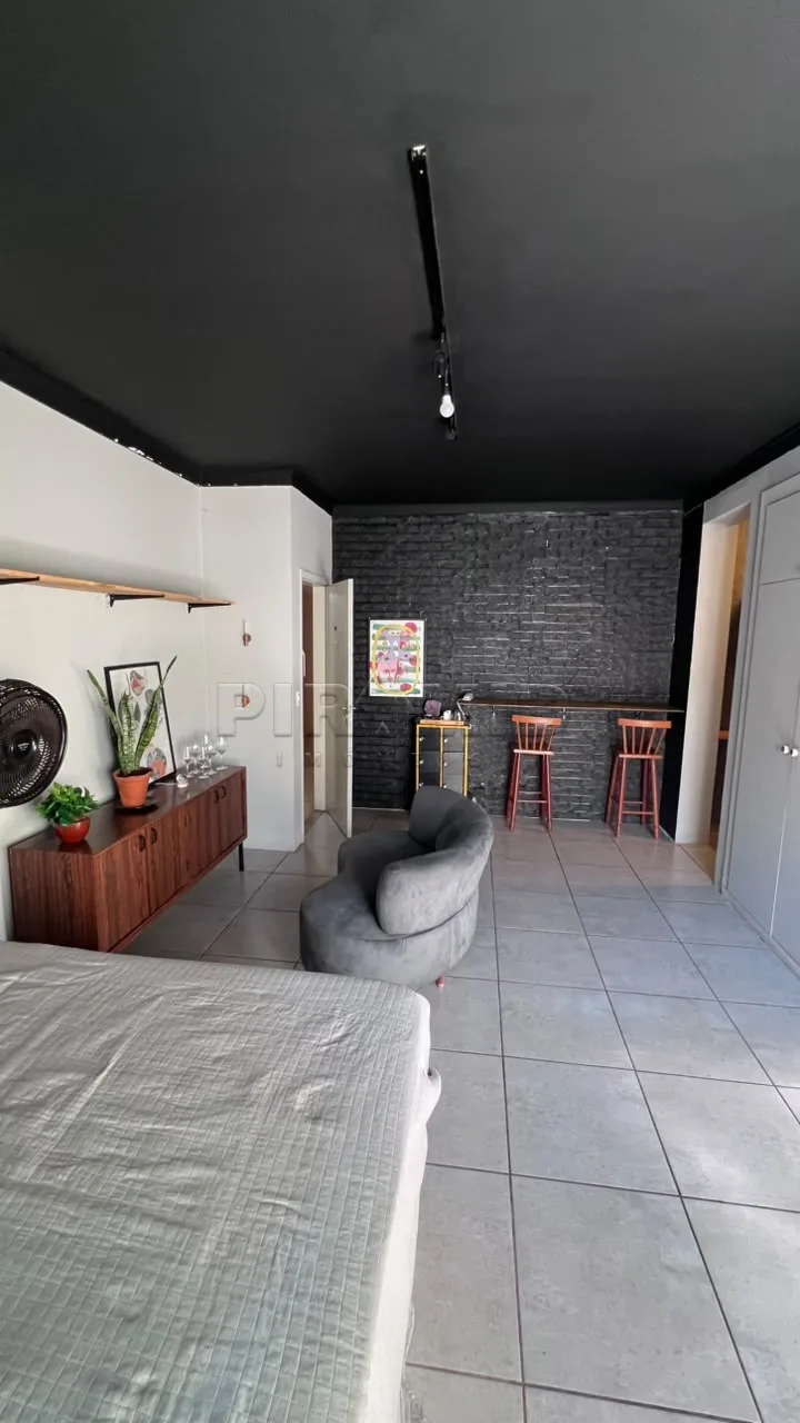 Alugar Apartamento / Padr&atilde;o em Ribeir&atilde;o Preto R$ 1.250,00 - Foto 1
