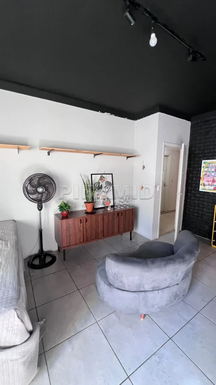 Alugar Apartamento / Padr&atilde;o em Ribeir&atilde;o Preto R$ 1.250,00 - Foto 2