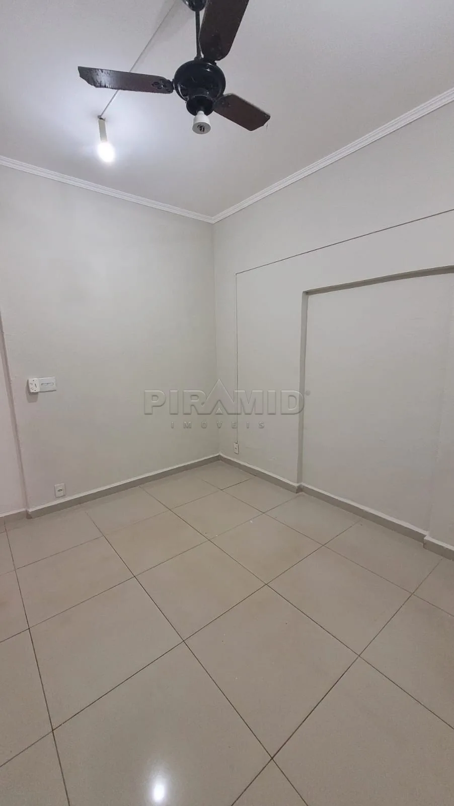 Alugar Comercial / Sal&atilde;o em Ribeir&atilde;o Preto R$ 1.600,00 - Foto 5