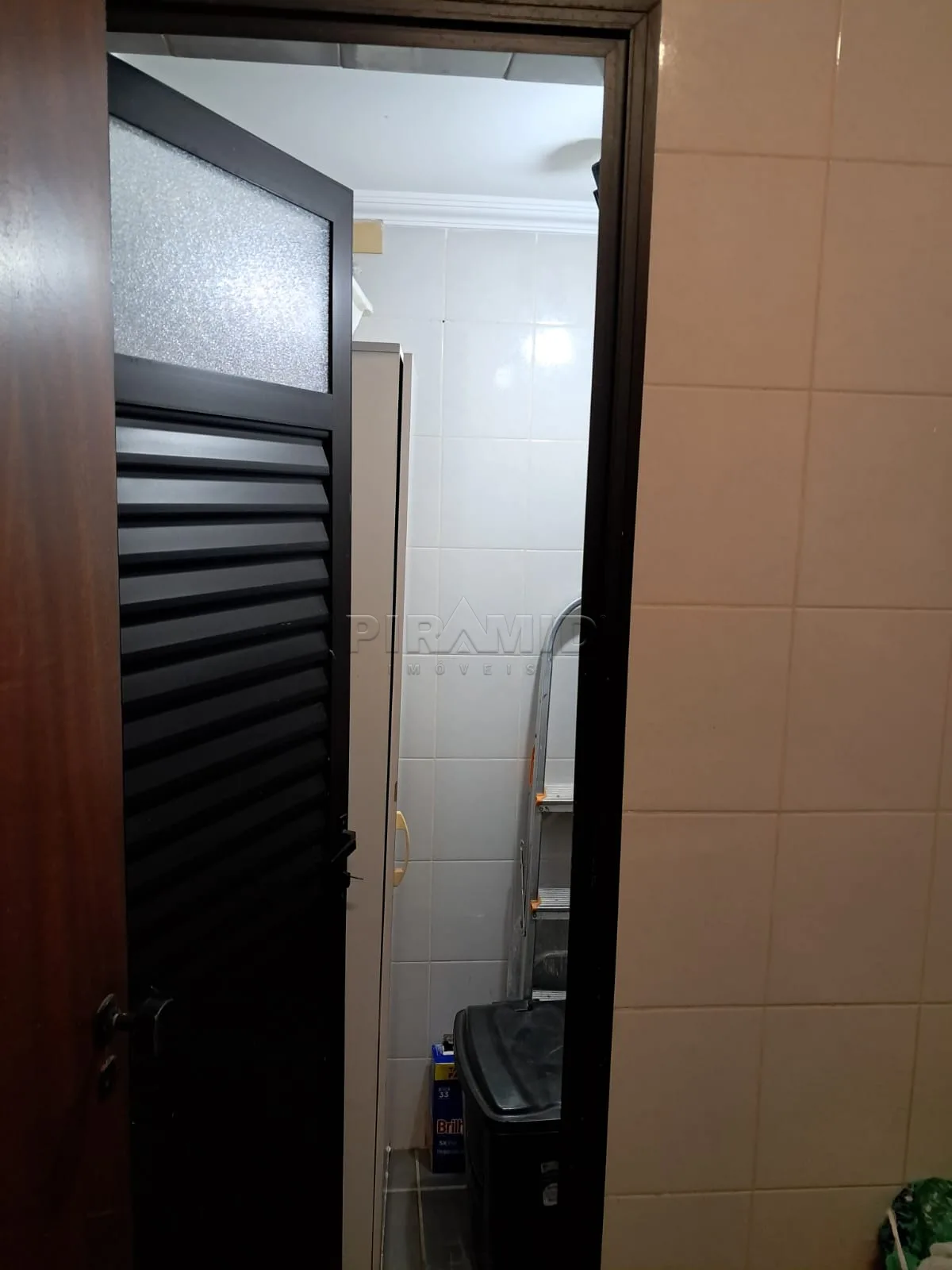 Alugar Apartamento / Padr&atilde;o em Ribeir&atilde;o Preto R$ 3.100,00 - Foto 11