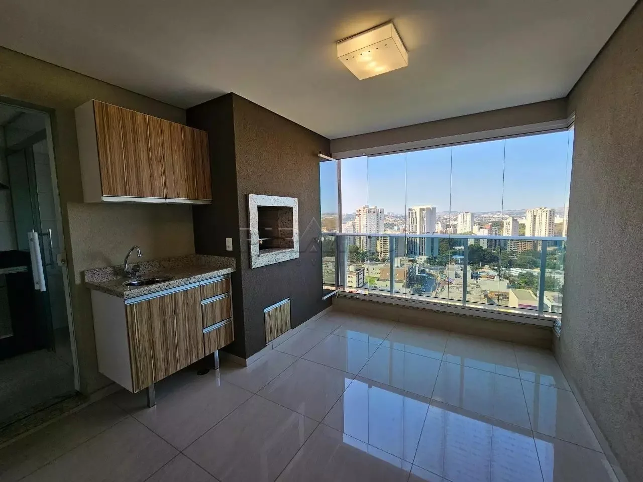 Alugar Apartamento / Padr&atilde;o em Ribeir&atilde;o Preto R$ 4.500,00 - Foto 2