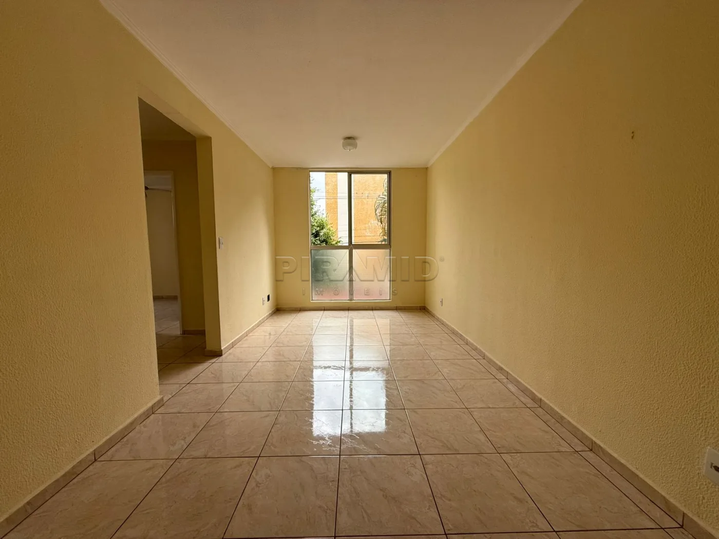 Alugar Apartamento / Padr&atilde;o em Ribeir&atilde;o Preto R$ 2.000,00 - Foto 1