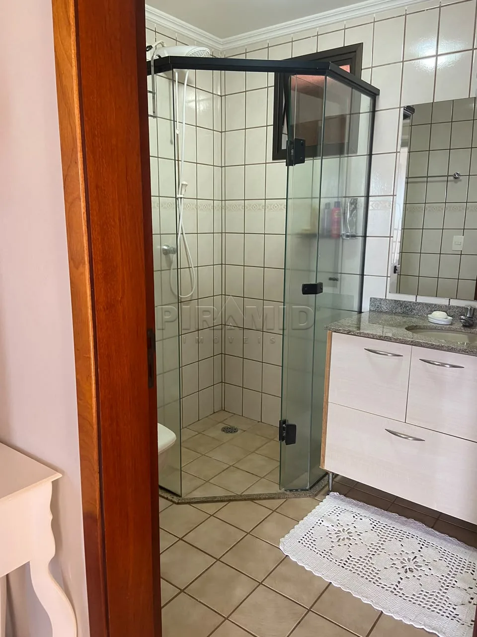 Alugar Apartamento / Padr&atilde;o em Ribeir&atilde;o Preto R$ 2.600,00 - Foto 9