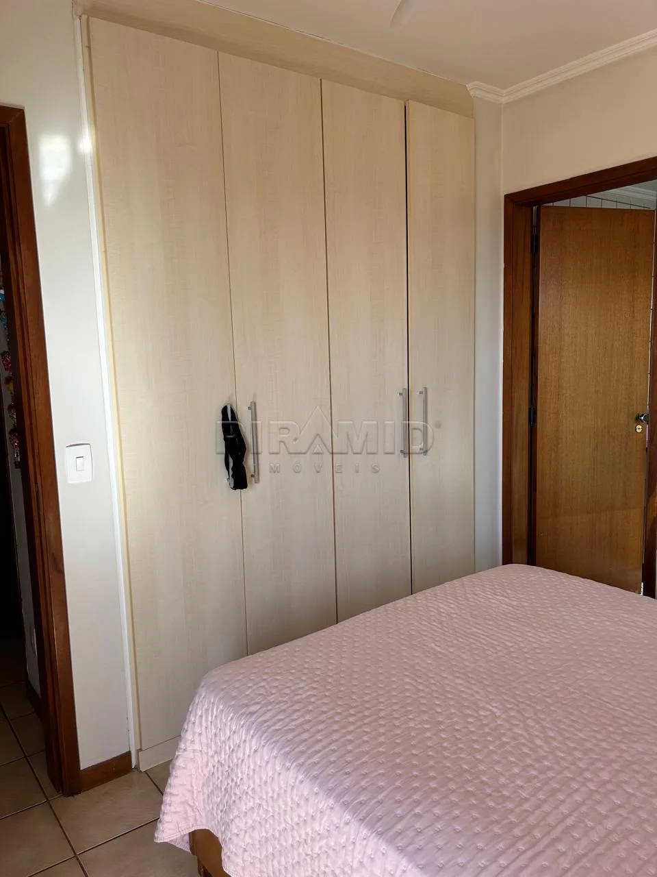 Alugar Apartamento / Padr&atilde;o em Ribeir&atilde;o Preto R$ 2.600,00 - Foto 13