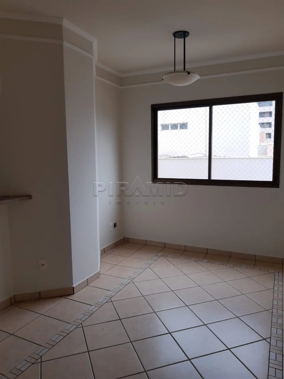 Alugar Apartamento / Padr&atilde;o em Ribeir&atilde;o Preto R$ 1.500,00 - Foto 3