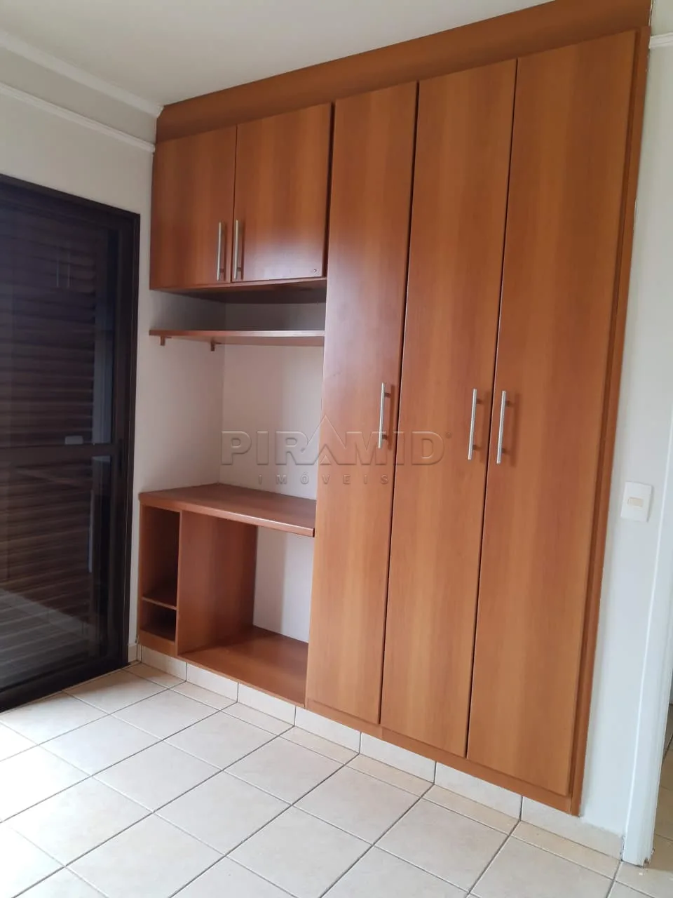 Alugar Apartamento / Padr&atilde;o em Ribeir&atilde;o Preto R$ 1.500,00 - Foto 7