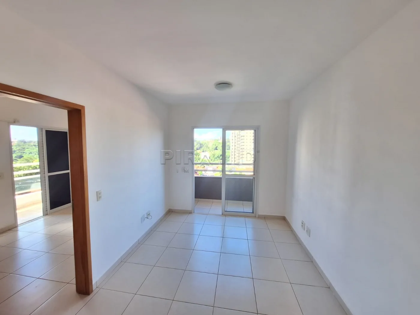 Alugar Apartamento / Padr&atilde;o em Ribeir&atilde;o Preto R$ 1.350,00 - Foto 1