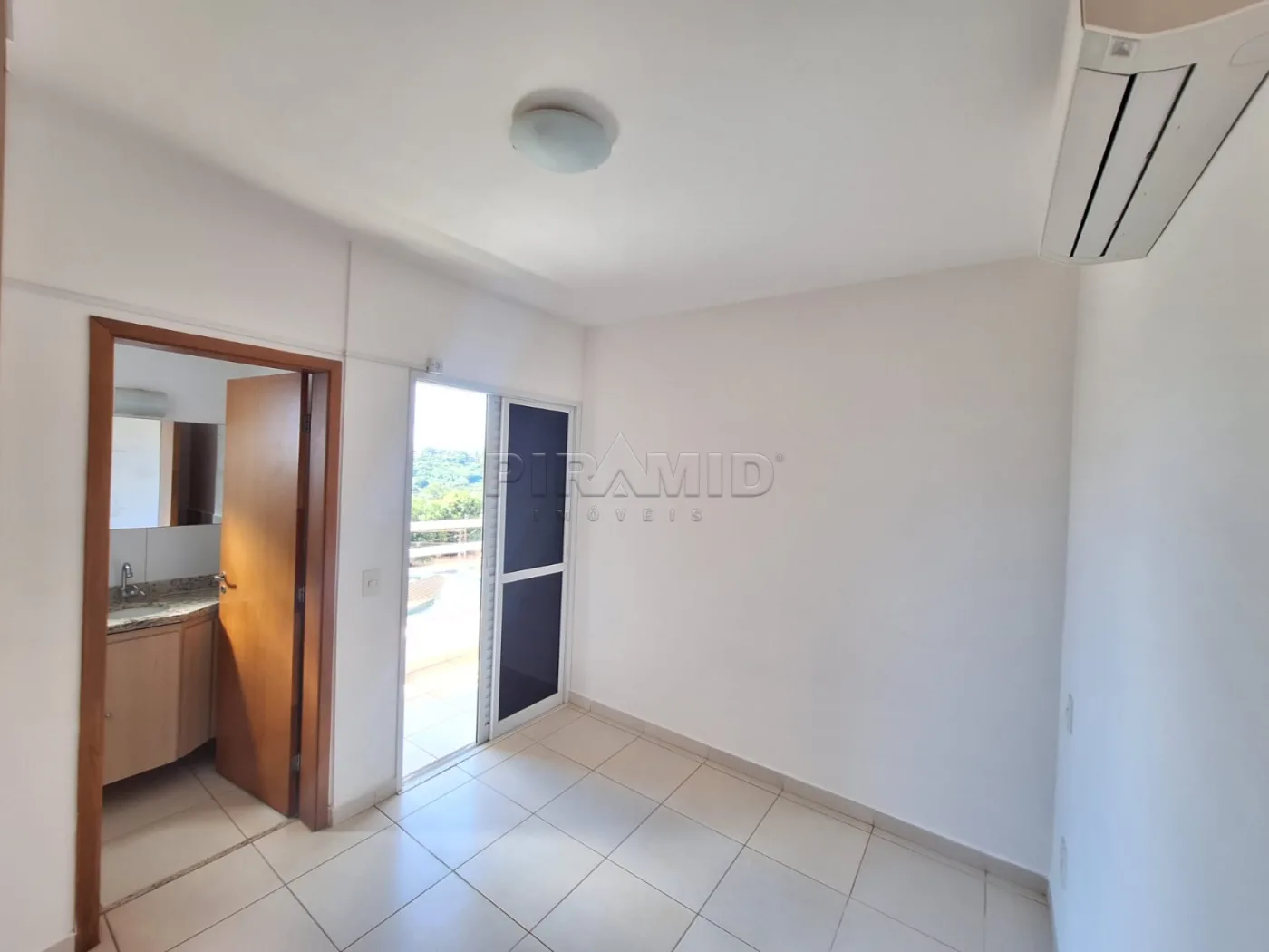 Alugar Apartamento / Padr&atilde;o em Ribeir&atilde;o Preto R$ 1.350,00 - Foto 4