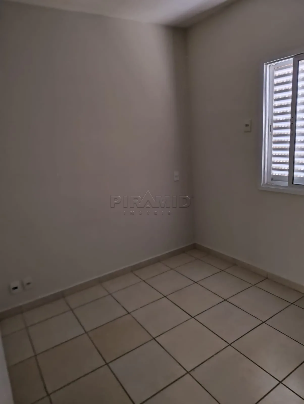 Alugar Apartamento / Padr&atilde;o em Ribeir&atilde;o Preto R$ 1.100,00 - Foto 10
