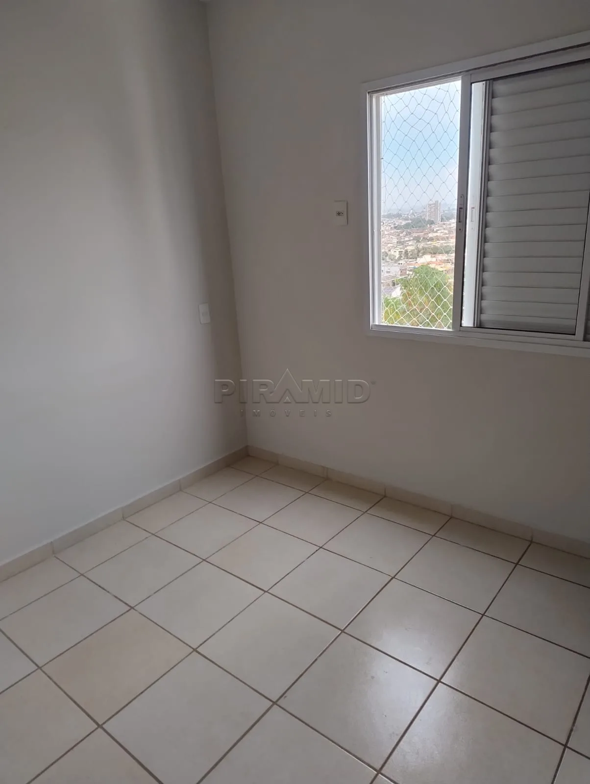 Alugar Apartamento / Padr&atilde;o em Ribeir&atilde;o Preto R$ 1.100,00 - Foto 13