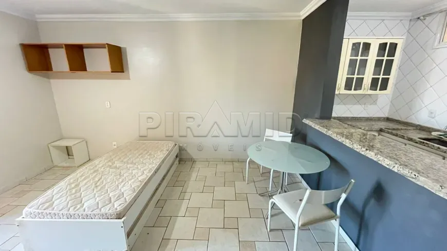 Alugar Apartamento / Kitchnet em Ribeir&atilde;o Preto R$ 1.350,00 - Foto 2