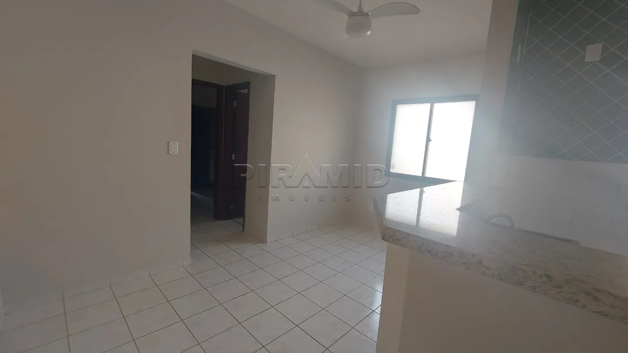 Alugar Apartamento / Padr&atilde;o em Ribeir&atilde;o Preto R$ 1.400,00 - Foto 2