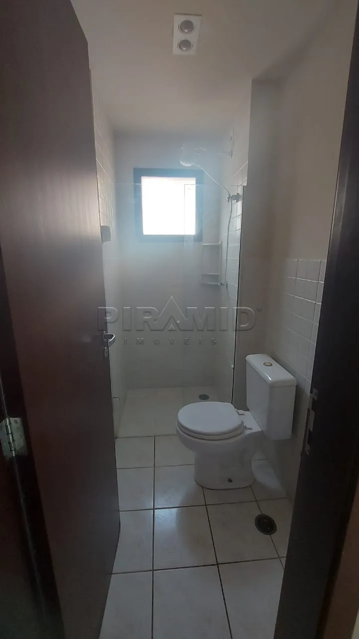 Alugar Apartamento / Padr&atilde;o em Ribeir&atilde;o Preto R$ 1.400,00 - Foto 4