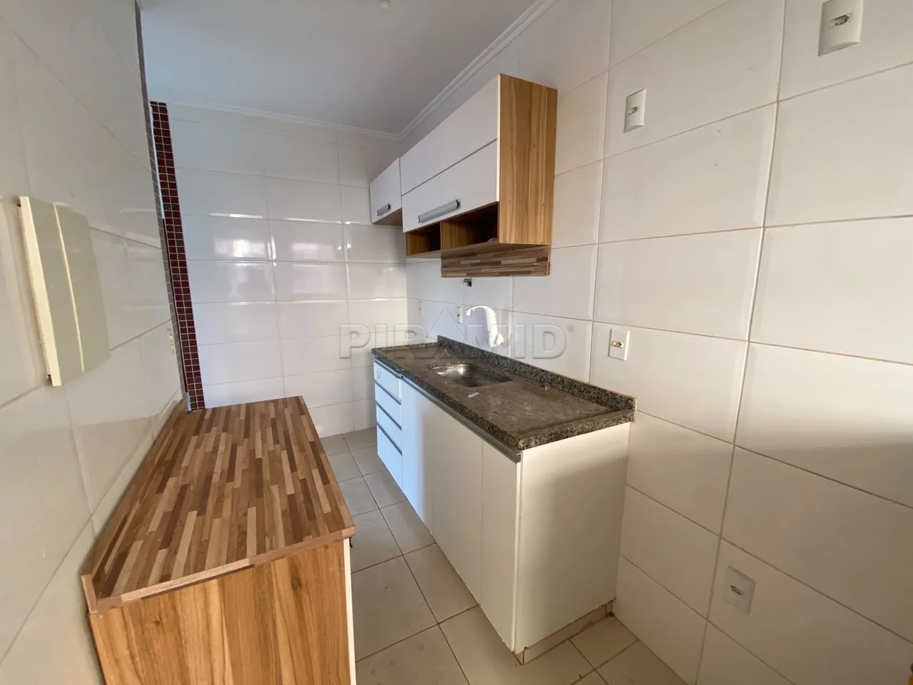 Alugar Apartamento / Padr&atilde;o em Ribeir&atilde;o Preto R$ 850,00 - Foto 8
