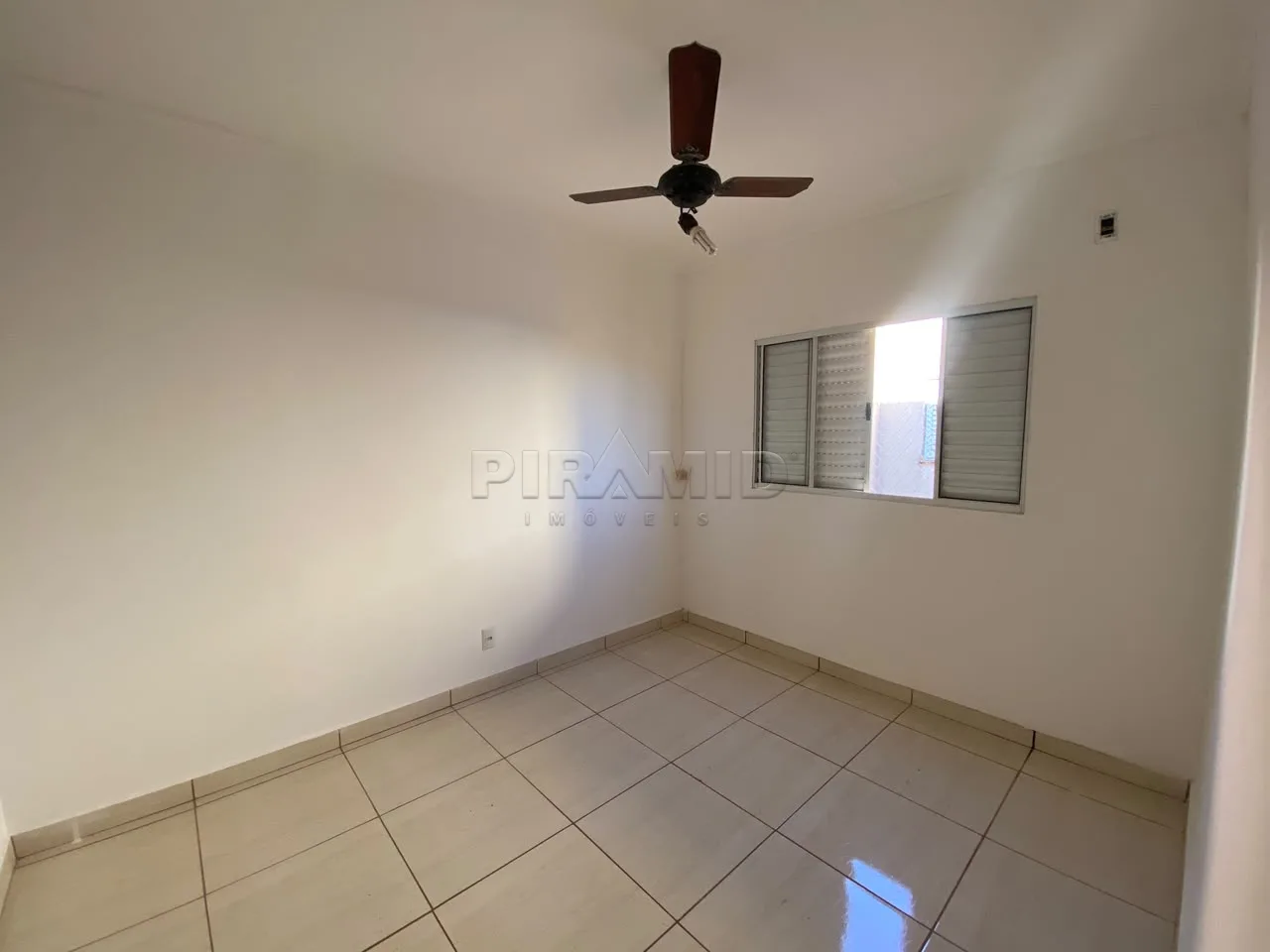 Alugar Apartamento / Padr&atilde;o em Ribeir&atilde;o Preto R$ 850,00 - Foto 12