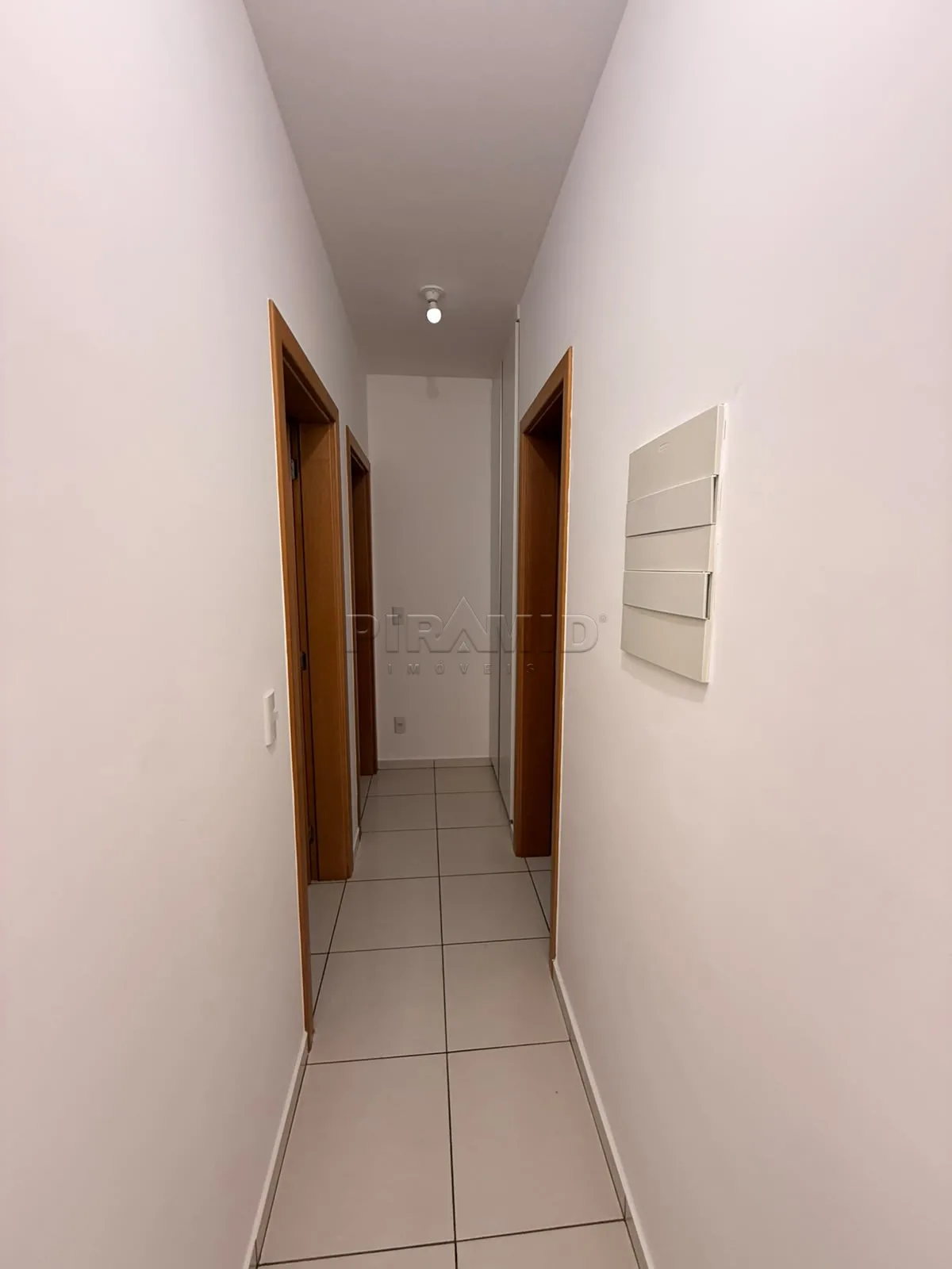 Alugar Apartamento / Padr&atilde;o em Ribeir&atilde;o Preto R$ 2.400,00 - Foto 5