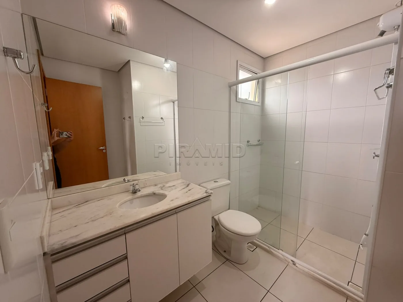 Alugar Apartamento / Padr&atilde;o em Ribeir&atilde;o Preto R$ 2.400,00 - Foto 9
