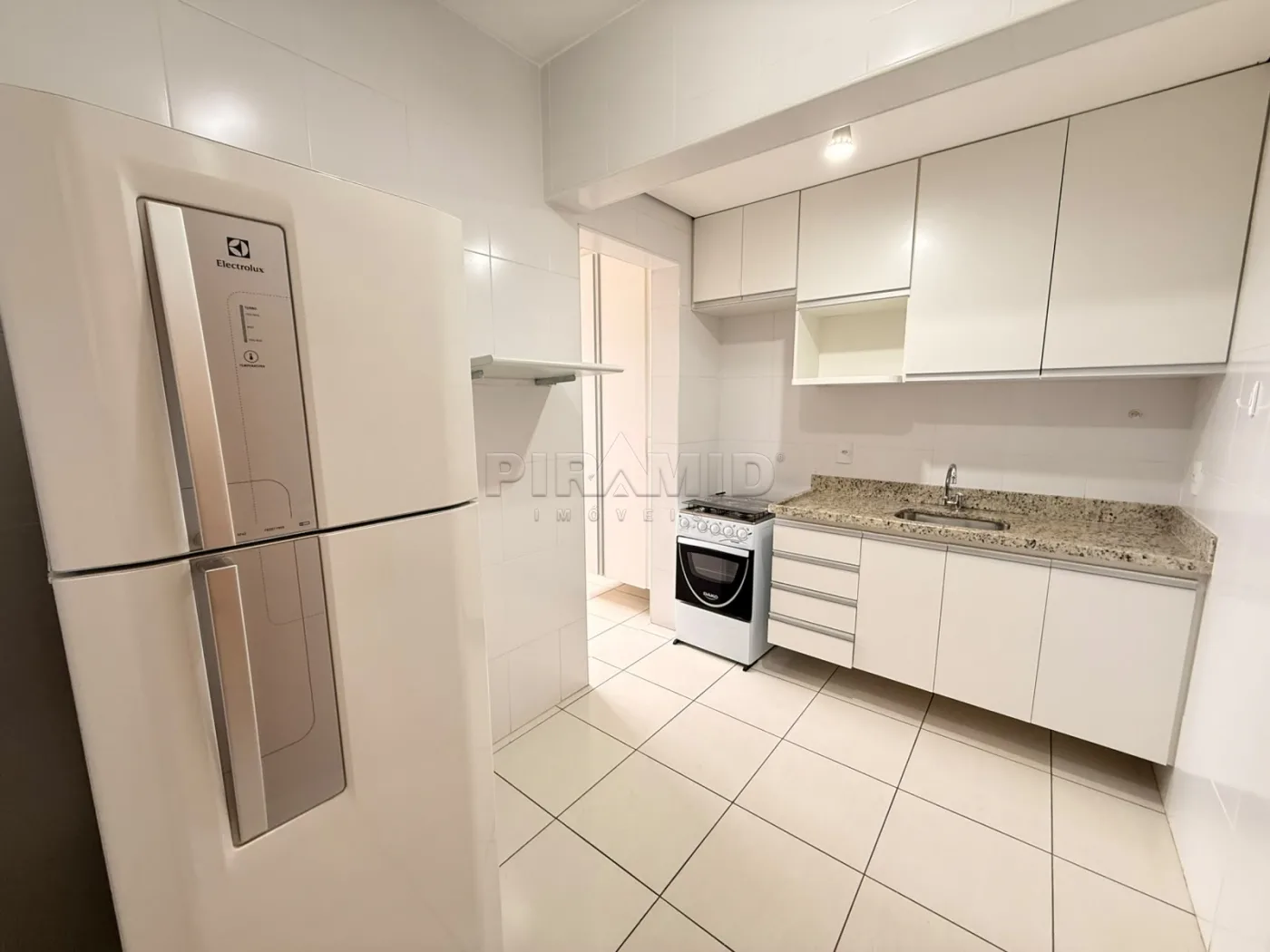 Alugar Apartamento / Padr&atilde;o em Ribeir&atilde;o Preto R$ 2.400,00 - Foto 13