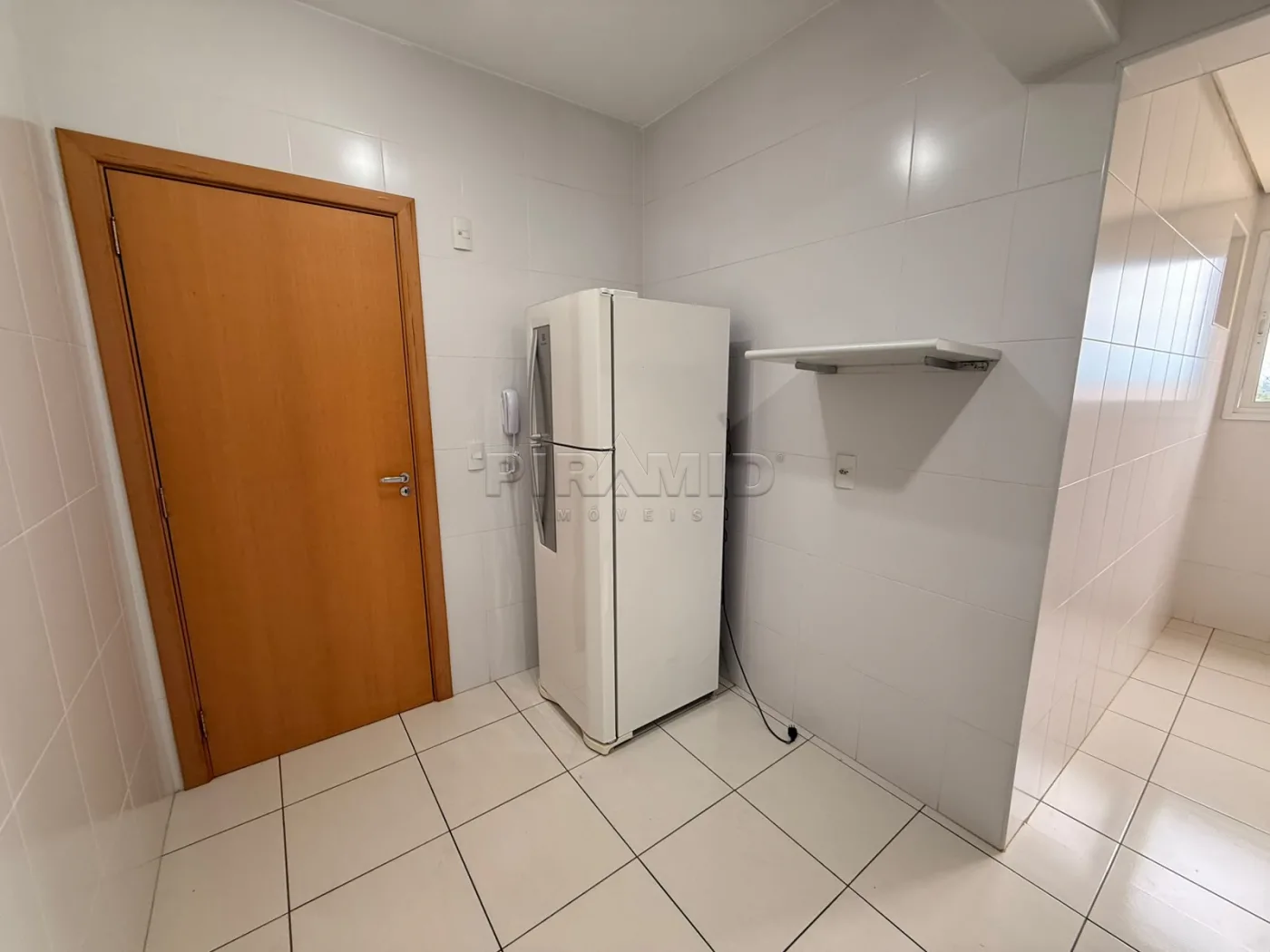 Alugar Apartamento / Padr&atilde;o em Ribeir&atilde;o Preto R$ 2.400,00 - Foto 14