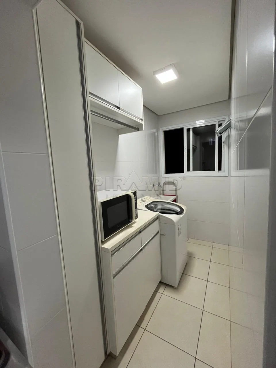 Alugar Apartamento / Padr&atilde;o em Ribeir&atilde;o Preto R$ 1.400,00 - Foto 8