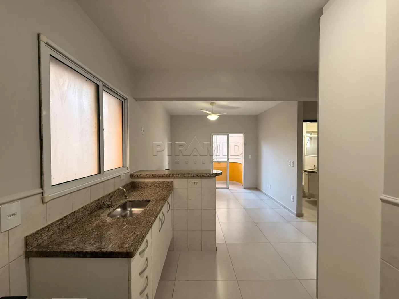 Alugar Apartamento / Padr&atilde;o em Ribeir&atilde;o Preto R$ 1.500,00 - Foto 9