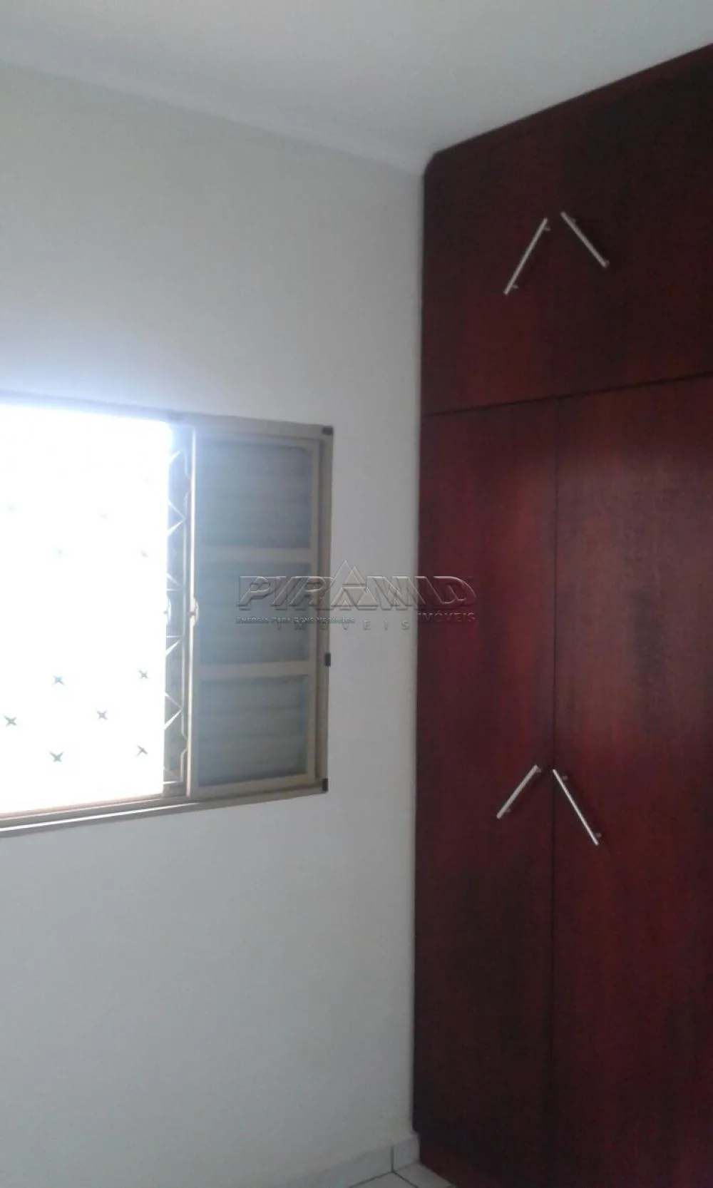 Alugar Casa / Padr&atilde;o em Ribeir&atilde;o Preto R$ 1.200,00 - Foto 14