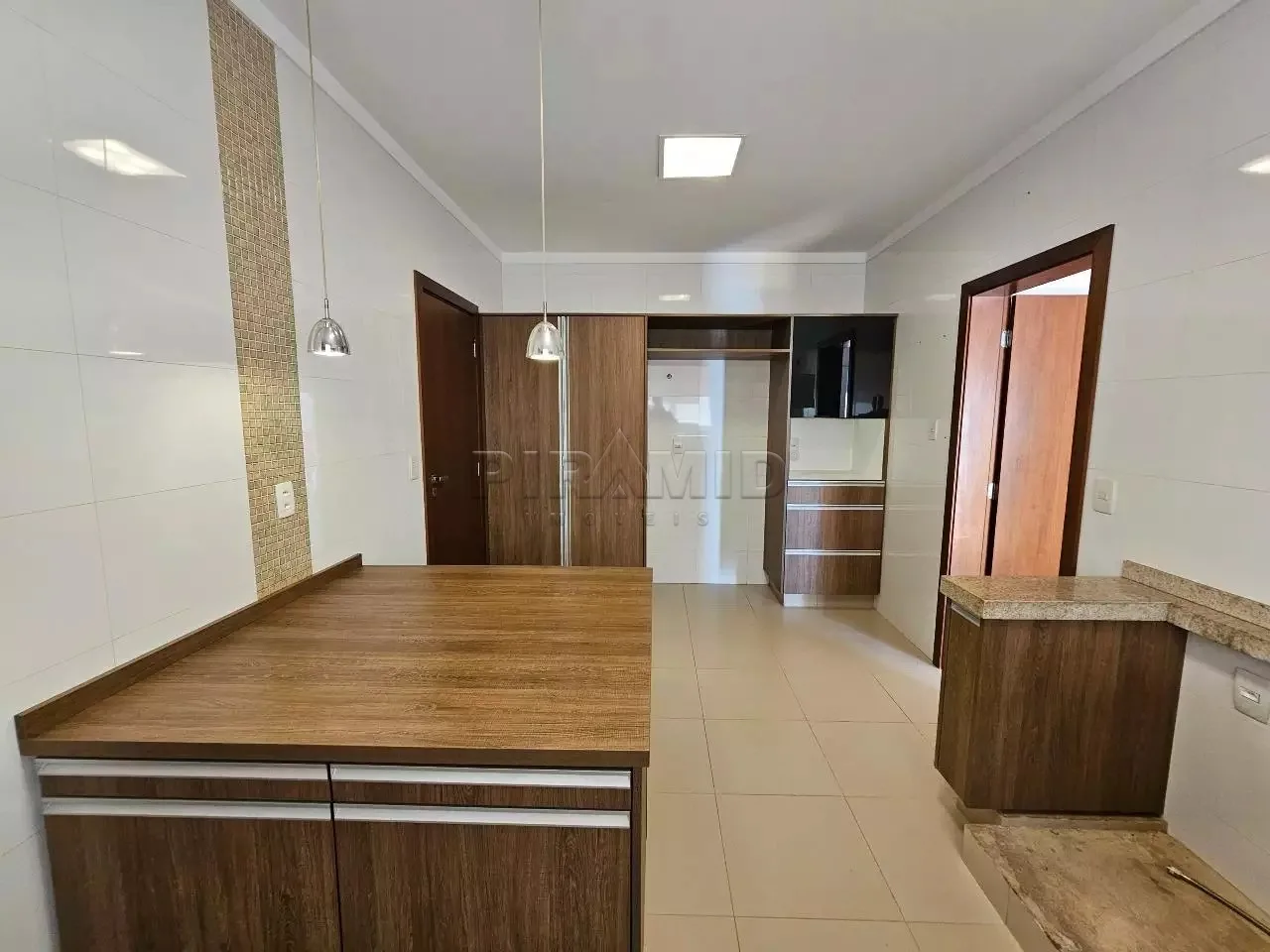 Alugar Casa / Condom&iacute;nio em Ribeir&atilde;o Preto R$ 9.800,00 - Foto 24