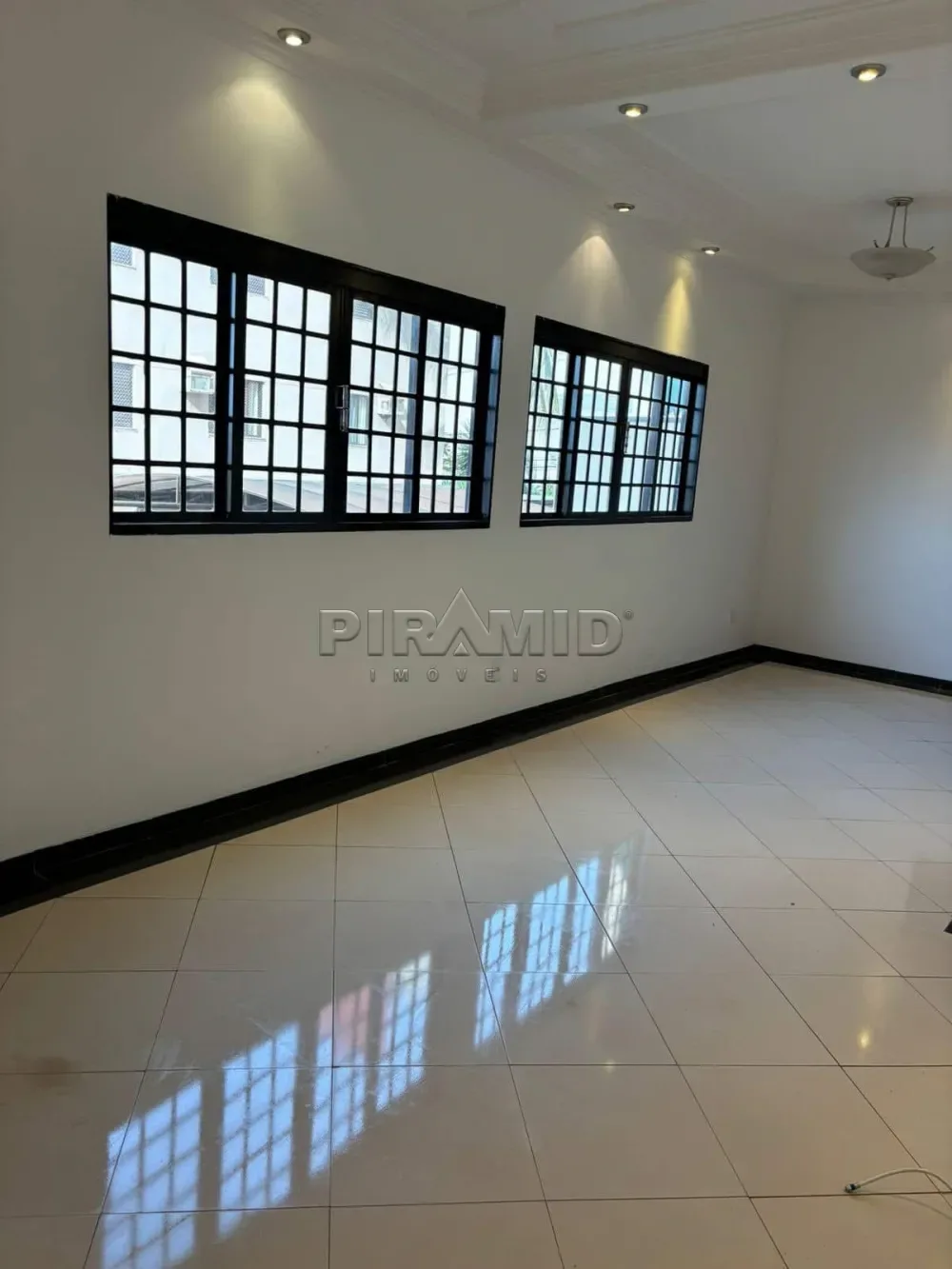 Alugar Apartamento / Padr&atilde;o em Ribeir&atilde;o Preto R$ 1.800,00 - Foto 3
