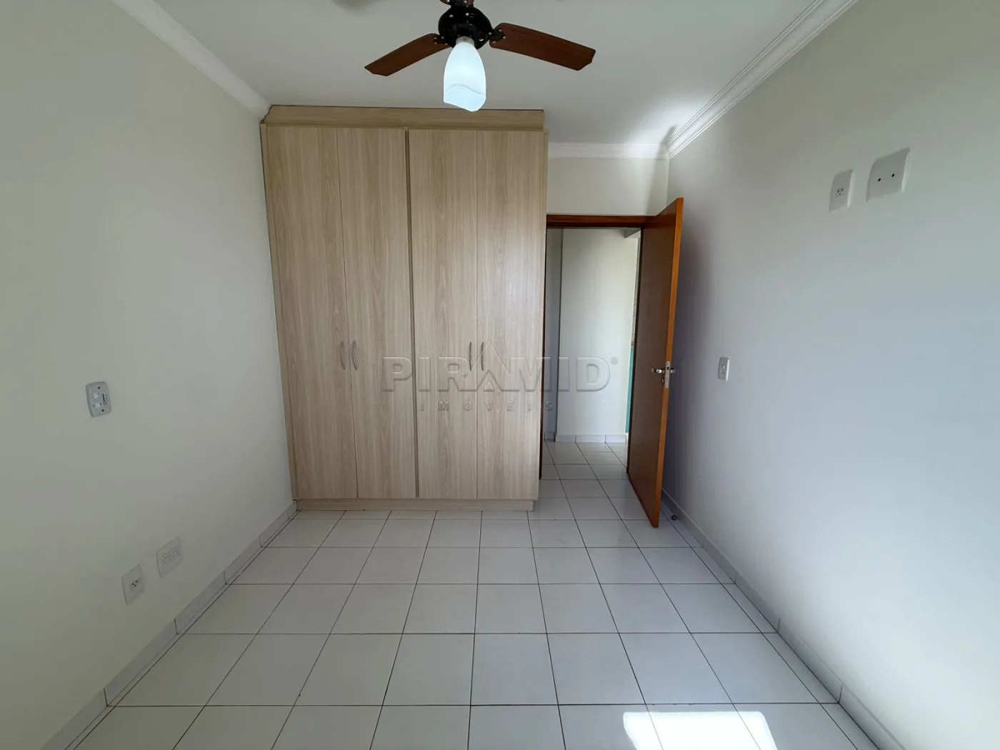 Alugar Apartamento / Padr&atilde;o em Ribeir&atilde;o Preto R$ 1.500,00 - Foto 8