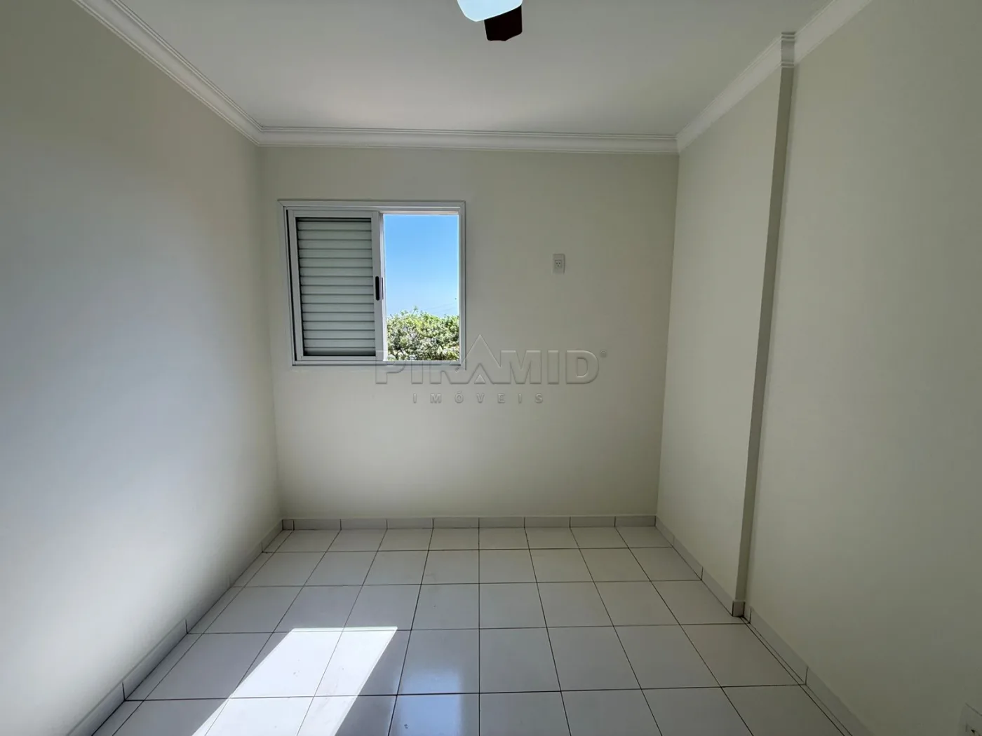 Alugar Apartamento / Padr&atilde;o em Ribeir&atilde;o Preto R$ 1.500,00 - Foto 10