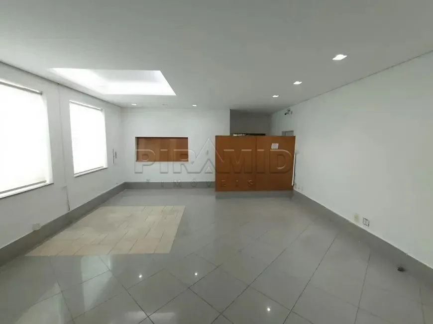 Alugar Comercial / Pr&eacute;dio em Ribeir&atilde;o Preto R$ 30.000,00 - Foto 6
