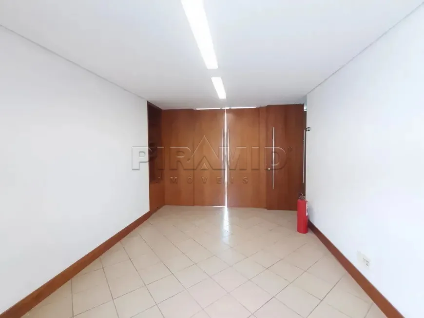 Alugar Comercial / Pr&eacute;dio em Ribeir&atilde;o Preto R$ 30.000,00 - Foto 15