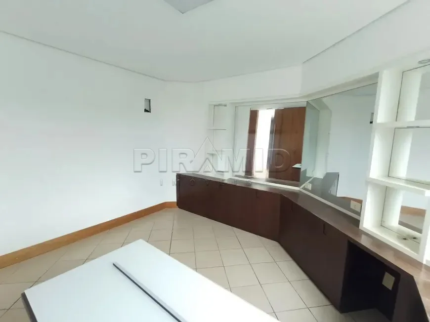 Alugar Comercial / Pr&eacute;dio em Ribeir&atilde;o Preto R$ 30.000,00 - Foto 18