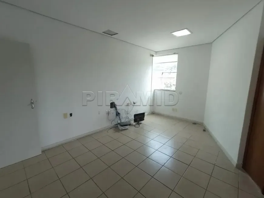 Alugar Comercial / Pr&eacute;dio em Ribeir&atilde;o Preto R$ 30.000,00 - Foto 24