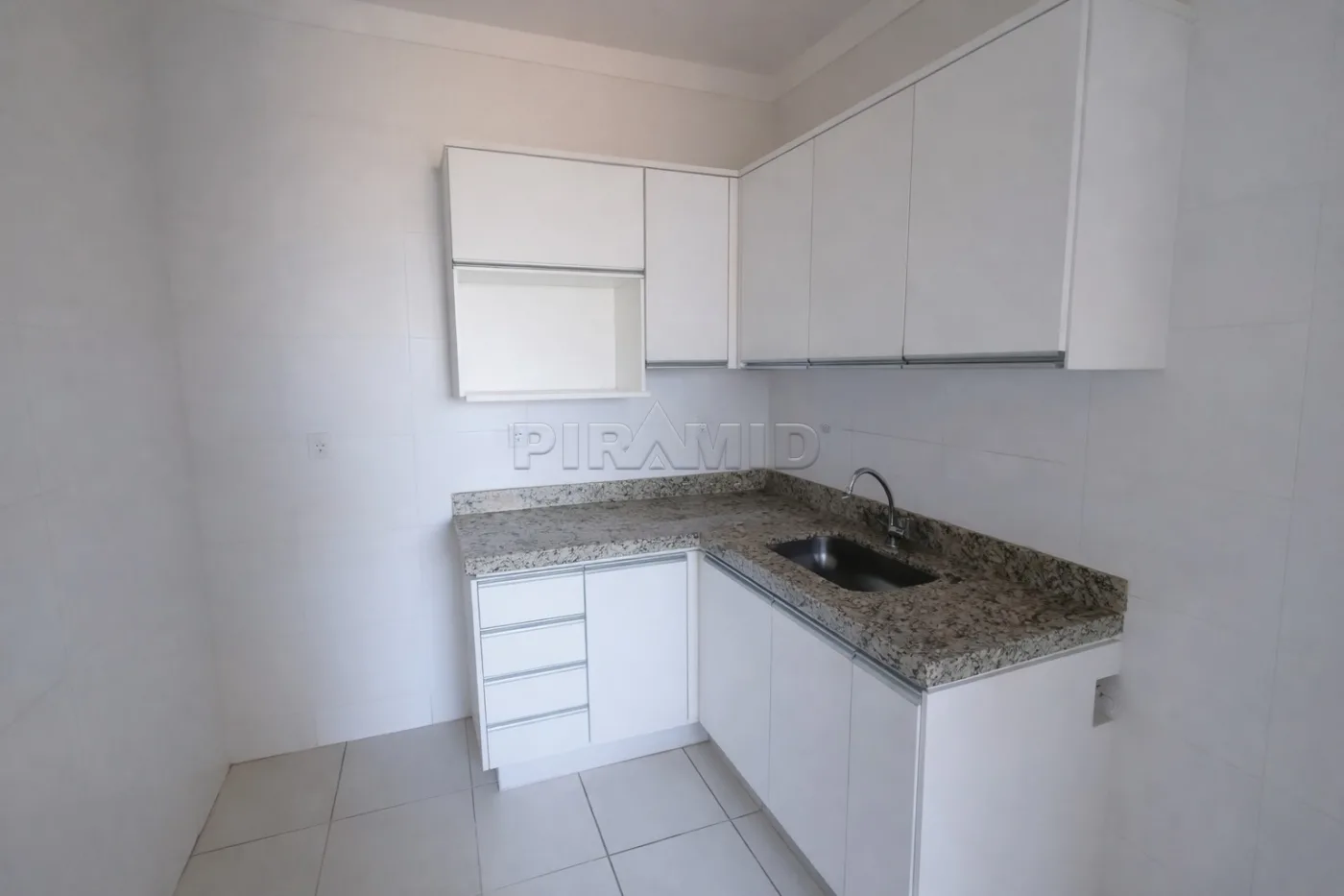 Alugar Apartamento / Padr&atilde;o em Ribeir&atilde;o Preto R$ 1.400,00 - Foto 6