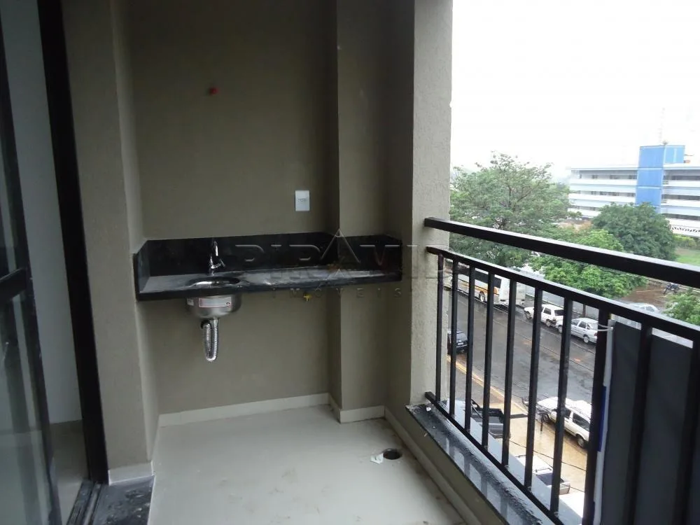 Alugar Apartamento / Padr&atilde;o em Ribeir&atilde;o Preto R$ 1.750,00 - Foto 3