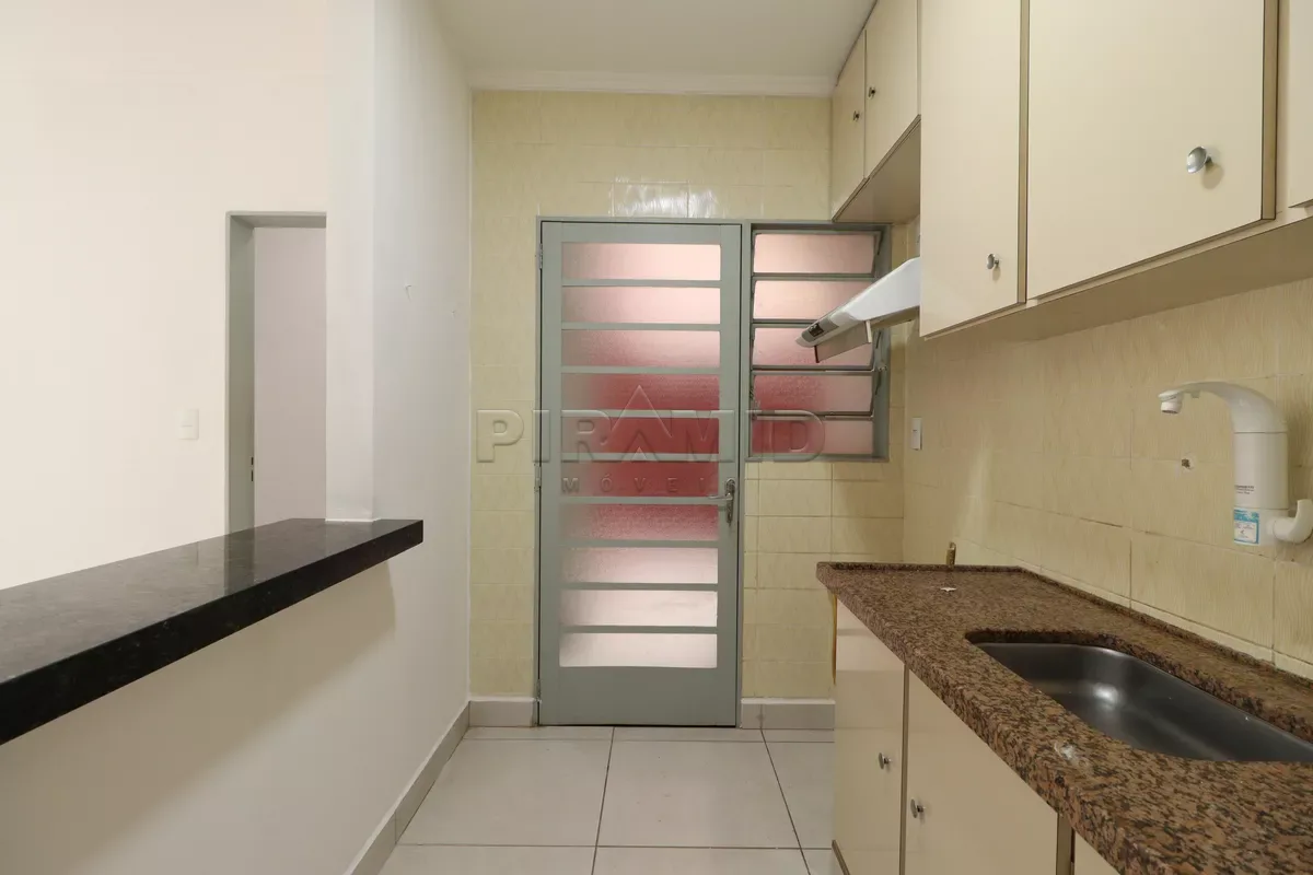 Alugar Apartamento / Padr&atilde;o em Ribeir&atilde;o Preto R$ 950,00 - Foto 8