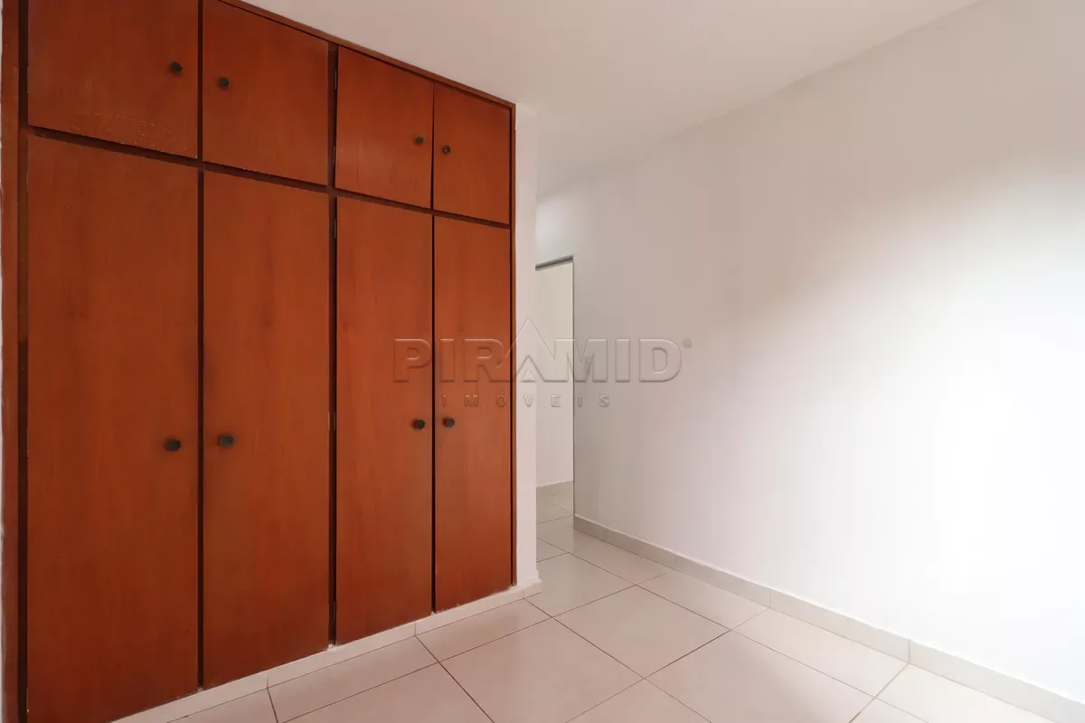 Alugar Apartamento / Padr&atilde;o em Ribeir&atilde;o Preto R$ 950,00 - Foto 13