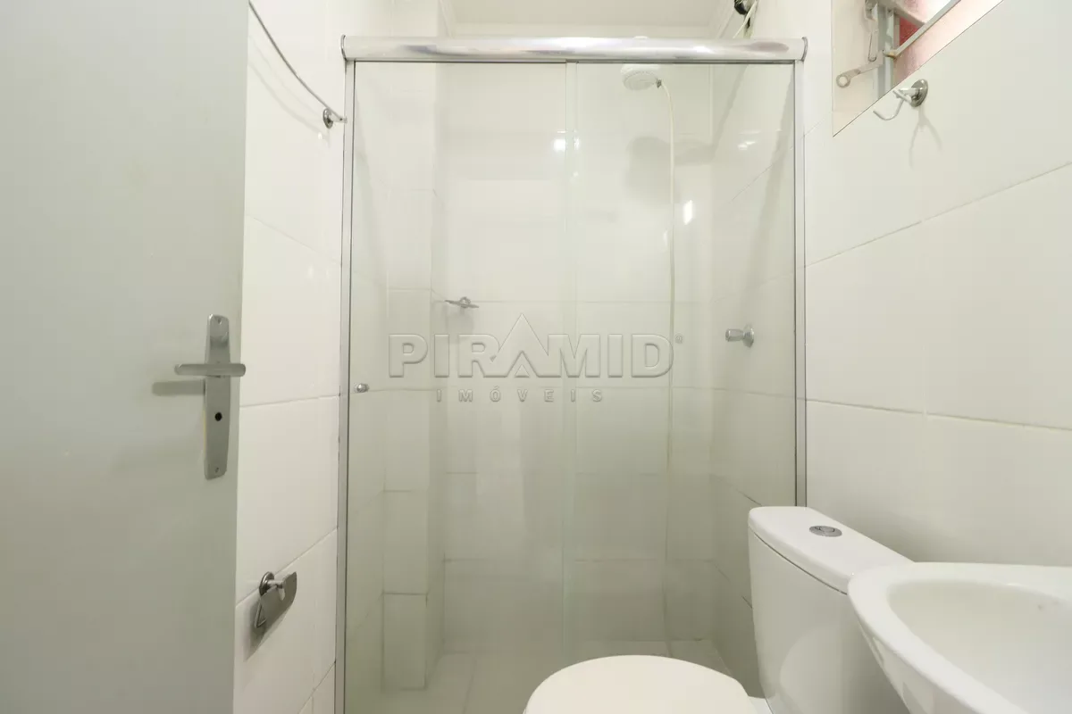 Alugar Apartamento / Padr&atilde;o em Ribeir&atilde;o Preto R$ 950,00 - Foto 16