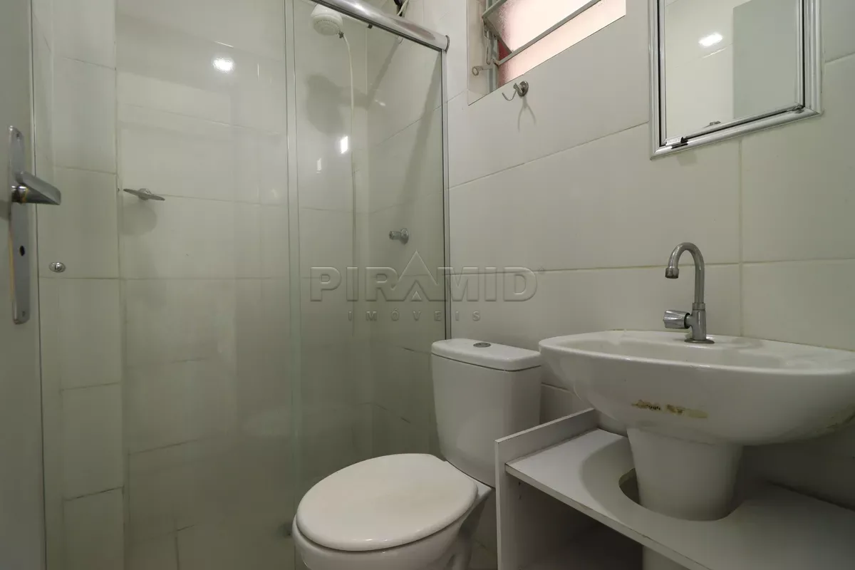 Alugar Apartamento / Padr&atilde;o em Ribeir&atilde;o Preto R$ 950,00 - Foto 18